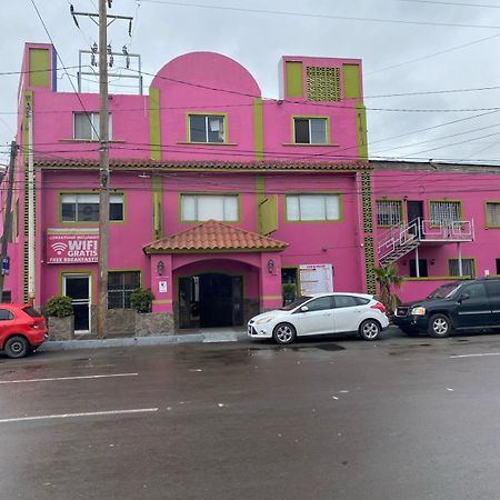 Hotel Yolanda Tijuana Bagian luar foto