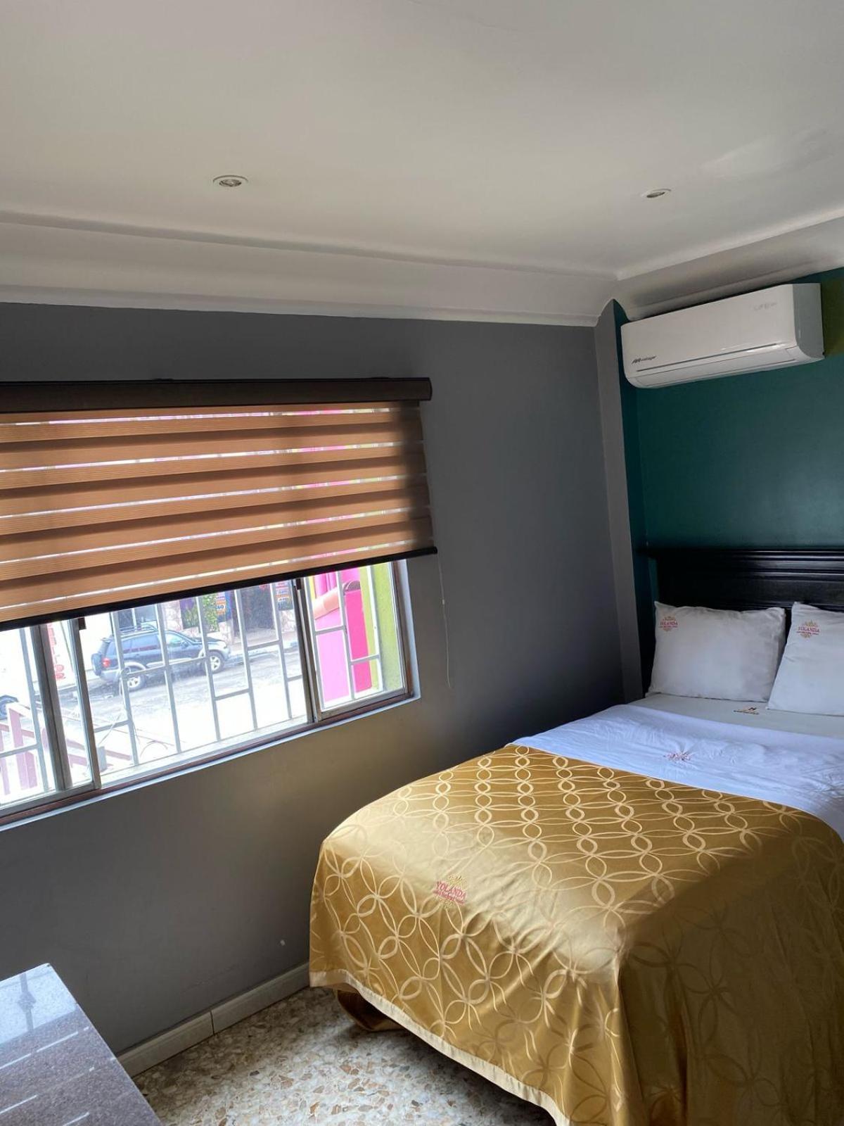 Hotel Yolanda Tijuana Bagian luar foto